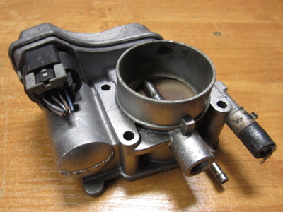 Z14XE opel astra г h 1.6 16v z16xe дросельная заслонка 25177983
