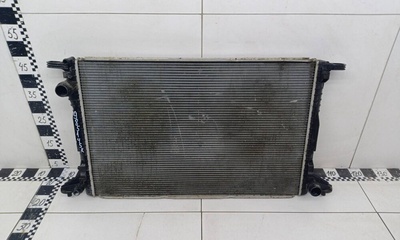 8W0121251AB Радиатор охлаждения двигателя Audi Q7 2 3.0L