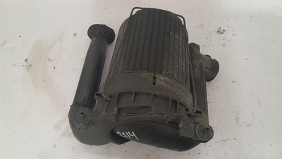 044129620 volkswagen транспортер t4 2.4 d 2.4d корпус фильтра воздушный
