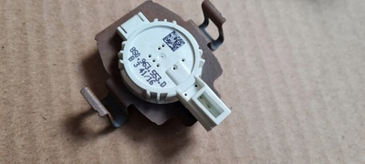 8S0963553D a4 b9 8w датчик присутствие сиденья a5 8w q5
