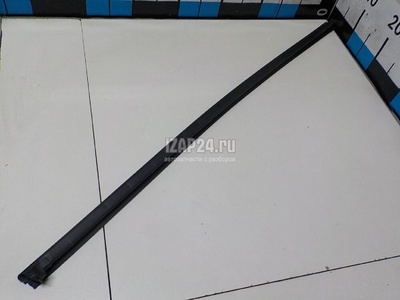 82231A2000 Уплотнитель стекла двери Hyundai-Kia Ceed (2012 - 2018)