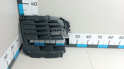 LR098722 Решетка в бампер правая Land Rover Range Rover IV 2013
