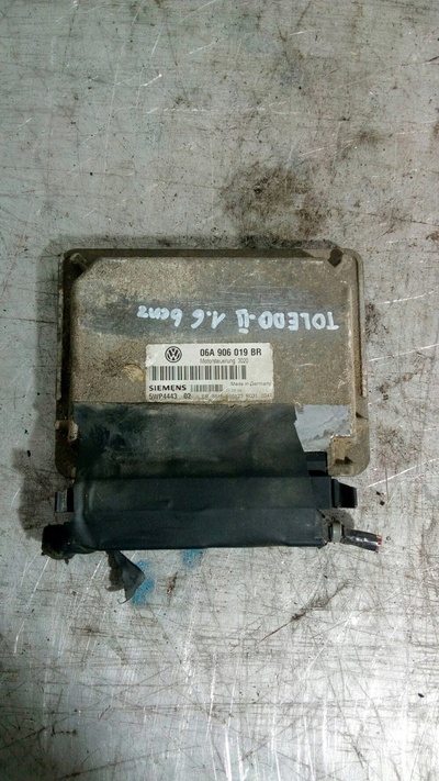 06A906019BR блок управления двигателя seat толедо ii 1 , 6 b