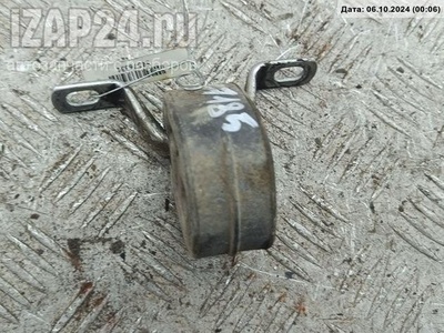 8D0253147E Кронштейн глушителя Audi A6 C5 (1997-2005) 2004