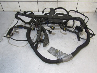 A6385407609 свет установка двигателя мерседес вито w638 2.2 cdi 6385407609