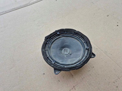 8D9035412C динамик дверь задняя audi a4 b5 bose