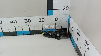 8W6807284 Направляющая переднего бампера правая VAG A5/S5 (F5) 2017