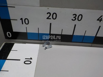 4G8831541A Крепеж VAG A5/S5 (F5) 2017