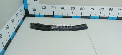 LR082980 Уплотнитель двери Land Rover Discovery V 2017