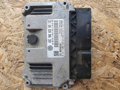 03C906022AQ блок управления двигателя 1.4tsi cax