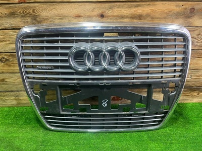 4F0853651 Решетка радиатора Audi A6 C6 (S6,RS6) 2004
