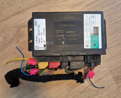 8N8962267 модуль комфорта audi oe
