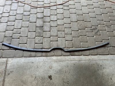 658208080R renault arkana уплотнитель капота