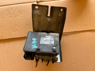 ABSV70 насос абс volvo v70 ii 1999 - 2004 2.4 b 8671224 p08671225