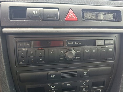 4B0035152A audi a6 c5 радио chorus код