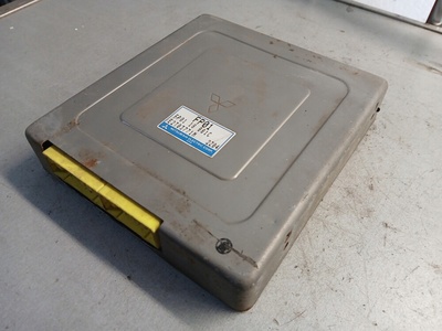 FP0118881C блок управления двигателя mazda 626 e2t03771m