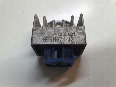 YAMAHA WHY MBK FLIPPER 50 REGULATOR NAPIĘCIA yamaha why mbk flipper 50 регулятор напряжения