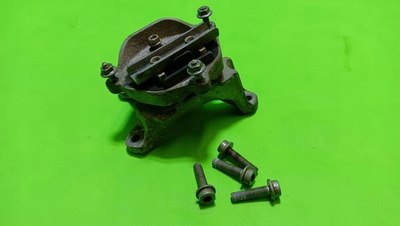 4G0399115R 8K0399151DB 24/03 audi a6 c7 подушка кпп 2.0 tfsi 2014 г.