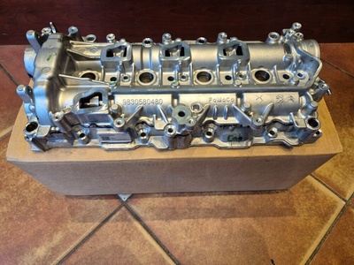 1697054780 крышка клапонов citroen peugeot форд 1.5 hdi оригинал !