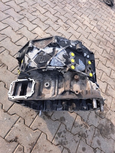 1316401063 корпус кпп zf передняя 16s2220 16s2221 manual