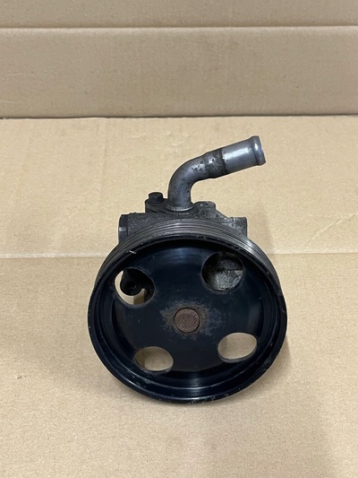 2S6C3A696DD форд fusion 1.4 tdci 02 - 12r . насос гур