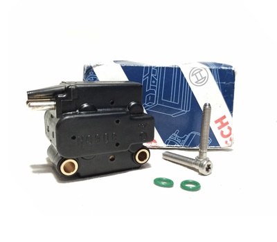 F026T03002 REGULATOR CIŚNIENIA PALIWA