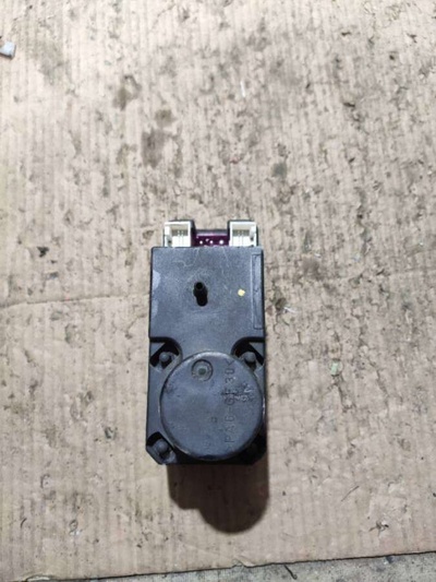 4a0862257j Компрессор центрального замка Audi A4 B5 1998