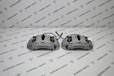 7PP615149AD Комплект суппортов передних LH+RH Porsche Cayenne 92A 2010
