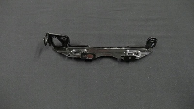 7266168 bmw f20 f21 f30 f31 крепление радиатора правое крепление