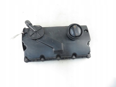 038103475N крышка клапонов audi a4 b7 2.0 tdi