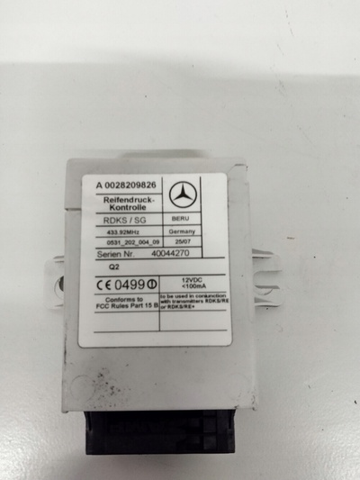 A0028209826 r230 sl 5 , 5 amg блок давления колес