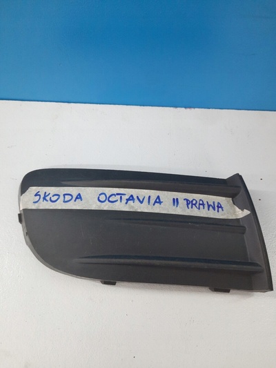 1Z08073671Z0807368 оригинал решётка бампера skoda octavia2 левая правый - 1 шт