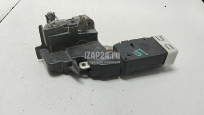 30850805 Замок двери передней левой Volvo V40 (2001 - 2004)