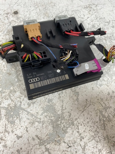 8E0907279A блок блок управления света audi a4 b6 b7