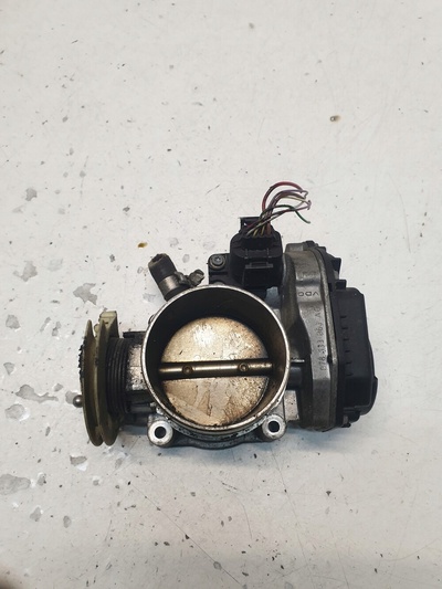 078133063AG PRZEPUSTNICA AUDI A6C5 2.4 B