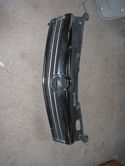 13225775 решетка радиатора opel astra h рестайлинг
