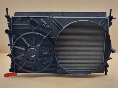 GK318C607AB комплект радиатор transit custom 2.0tdci задняя привод