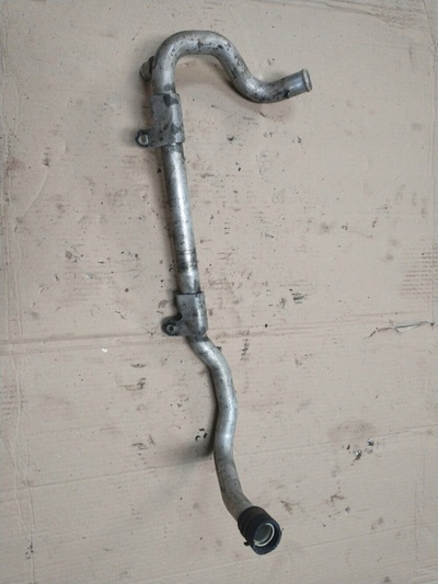 079121065BA труба шланг радиатора audi a6 c6 a8 d3 4.2 fsi