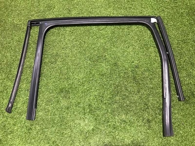 7P0839431L уплотнитель стекла двери Porsche Cayenne GTS 958 2014