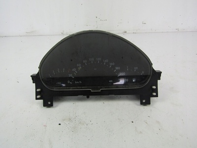 A1685404811 мерседес а w168 спидометр часы a140