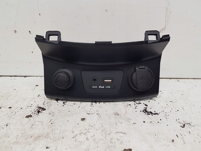 96120A5000 hyundai i30 ii панель разъем aux usb ipod зажигалка 96120 - a5000