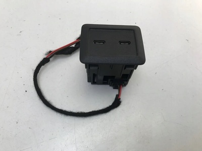 A2138204803 мерседес кзс 2022 c253 w253 разъем разъем порт usb тип c