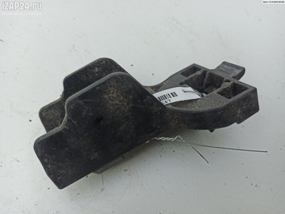 24439368 Кронштейн бампера заднего Opel Vectra C (2002-2008) 2002