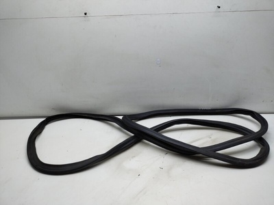 7P6827705 уплотнительная резинка Volkswagen Touareg 2 NF