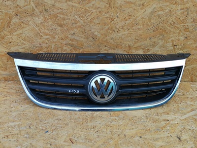 5N0853651 volkswagen tiguan i 07 - решетка радиатора бампера переднего хромированная