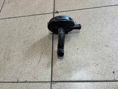 077103245C маслоотделитель сепаратор audi a4 b6 a6 c5 2.4 bdv оригинал