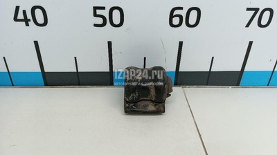 488150F030 Втулка (сайлентблок) переднего стабилизатора Toyota Previa (2000 - 2006)