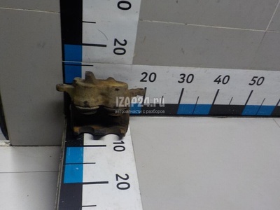 MR977363 Суппорт тормозной передний правый Mitsubishi L200 (K6,K7) (1996 - 2006)