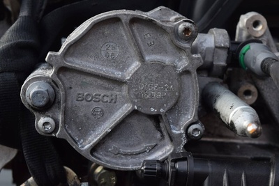 D1562A Насос вакуумный Peugeot 307 2006