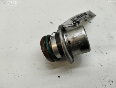 078133534C Регулятор давления топлива Volkswagen Passat B5+ (GP) 2001